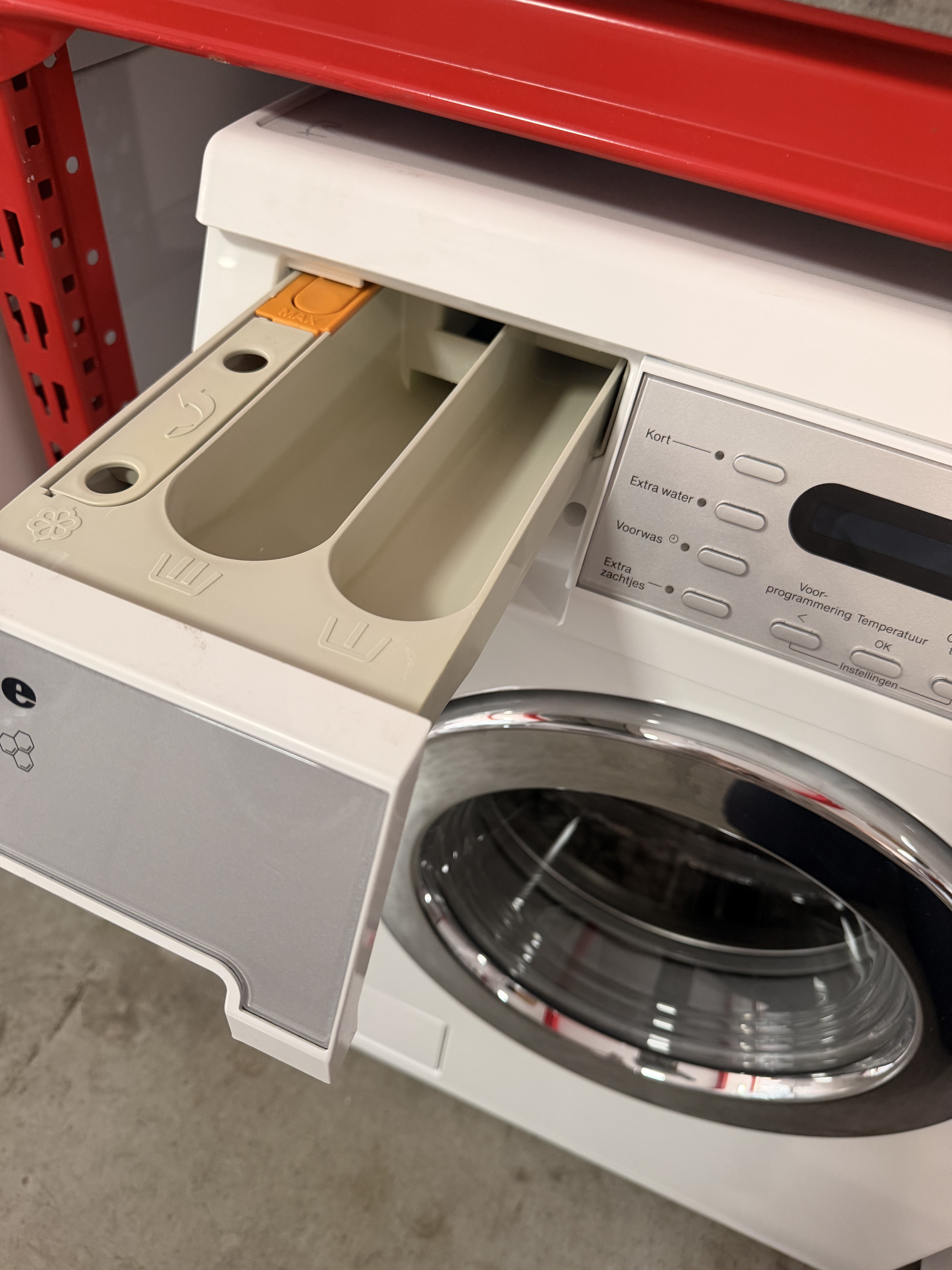 Miele V 5849 — продуктова снимка