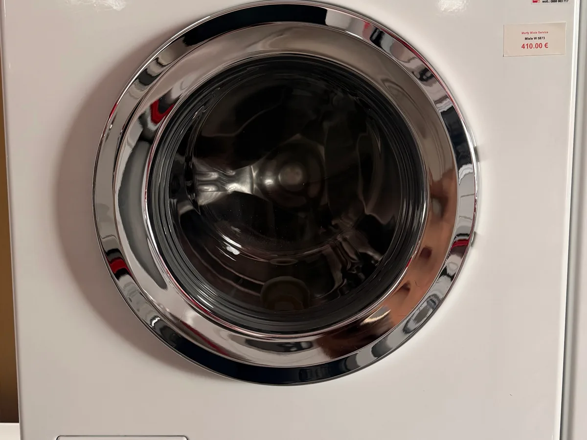 Miele W 5873 — продуктова снимка